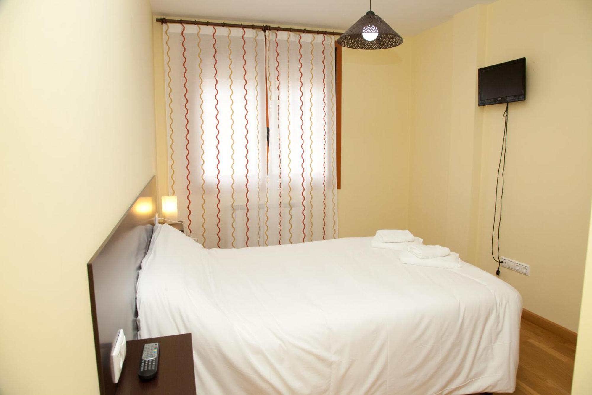 Hostal Casasnovas Silleda Ngoại thất bức ảnh